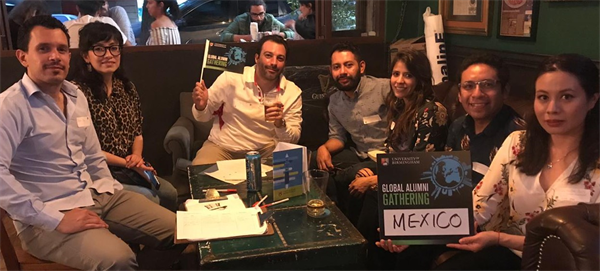 Group of Birmingham alumni from Mexico