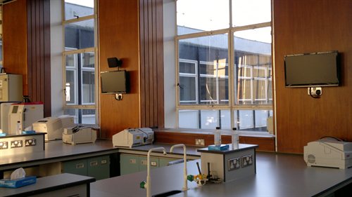 AV-2