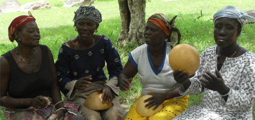 Women from Nania performing songs at the Pikworo slave camp. Photo: Emmanuel Saboro