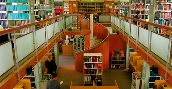 Photo of the Harding Law Library, Birmingham Law School