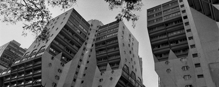 Tower Blocks in Flandre-Aubervilliers, Paris: Photograph Copyright Benjamin Thomas White