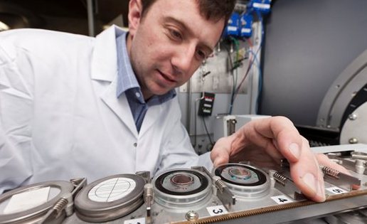Hydrogen storage materials laboratories