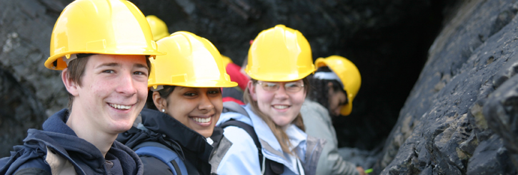 Students in hardhats on fieldtrip