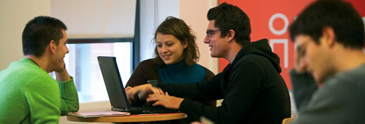 Students in cafe