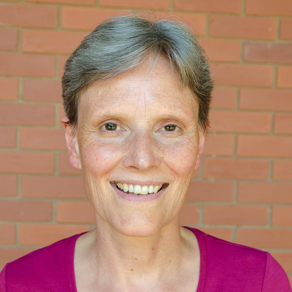 Dr Alison Davenport