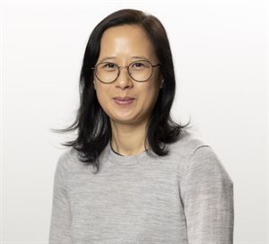 Head and shoulders photo of Beatrice