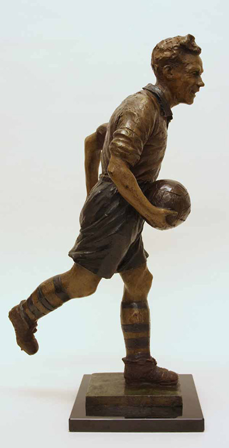 James Butler, Billy Wright (maquette, 1995), Bronze sculpture, 24 x 36 x 60 cm