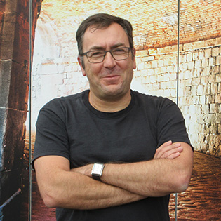 Photo of Dr Fernando Gómez Herrero