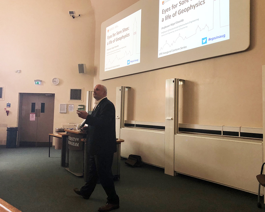 Professor Nigel Cassidy delivering his Inaugural Lecture on geophysics