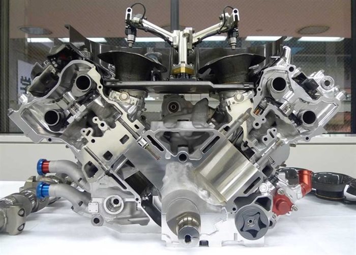 Front view of honda engine