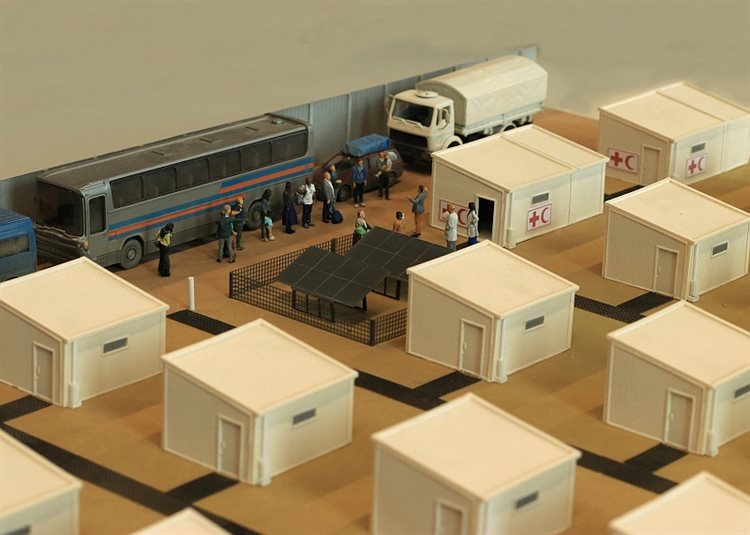 A small-scale model of a refugee camp using the Suscons Shelter