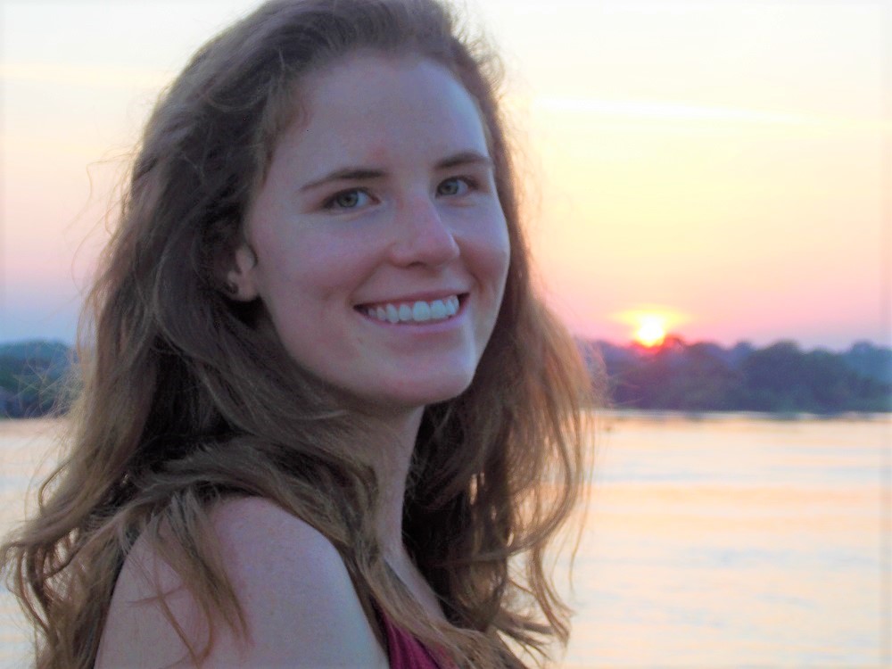 Adriane Esquivel Muelbert_v2