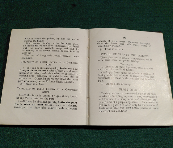 1939 version of First Aid to the Injured  - entries for burns and scalds