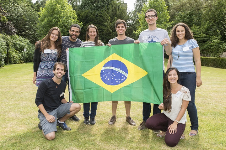 Brazil students web