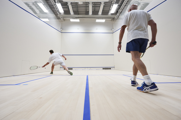 tuob_squash_action_02