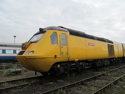 HST train showing a loop of pressure taping at the rear of theleading car.