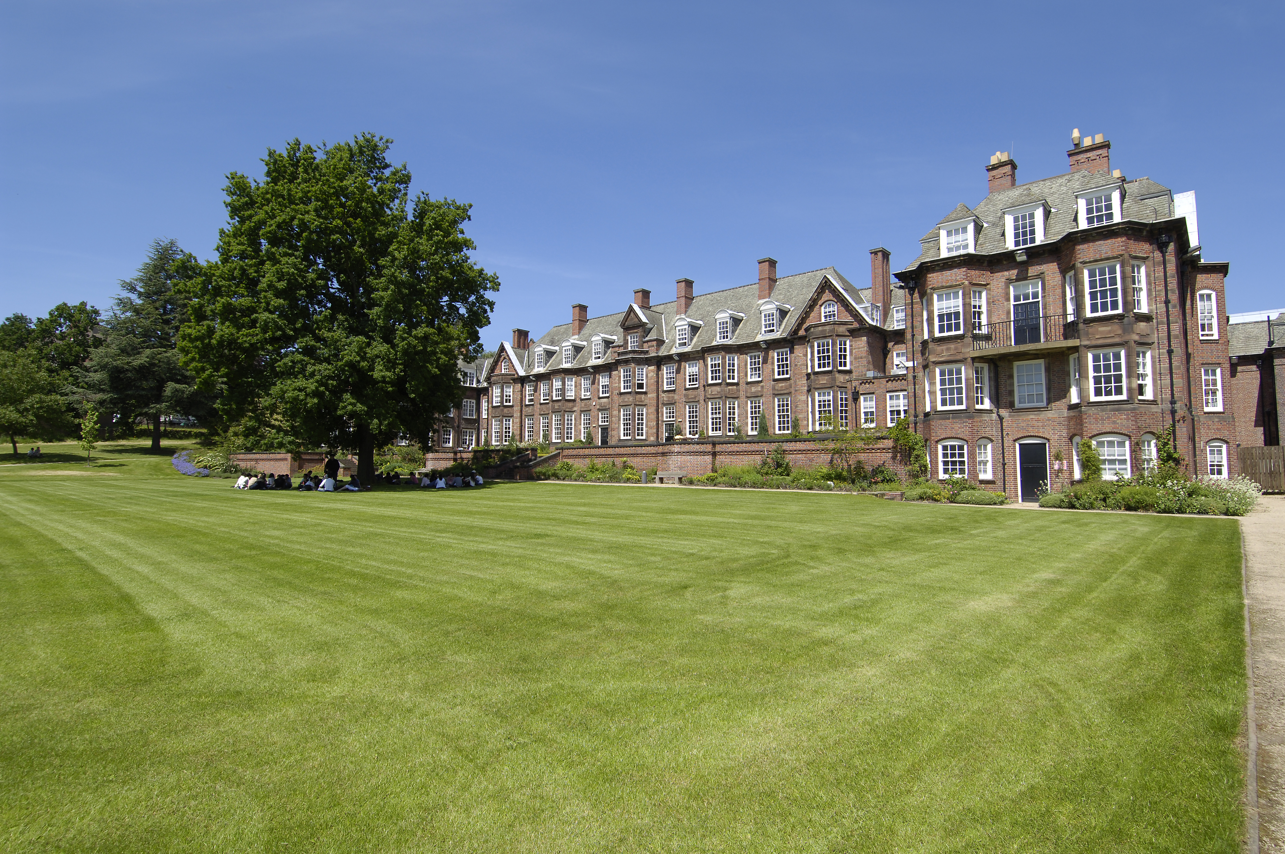 business-school-garden