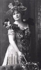 Formal portrait photograph of Marie Corelli