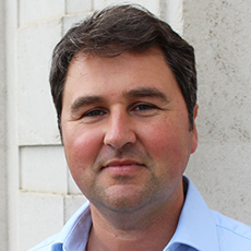 Dr Davor Pavlovic