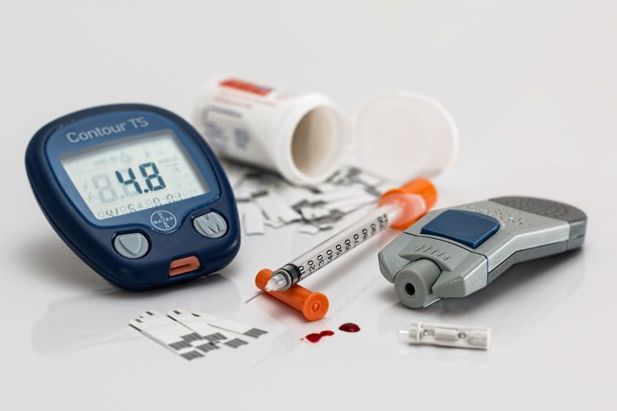 Tools used for the treatment of diabetes.