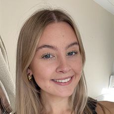 Miss Amy Hoddinott