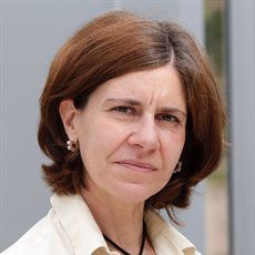 Professor Teresa Carlomagno