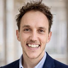 Dr Richard D Horniblow