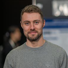 Dr Richard J Elsworthy
