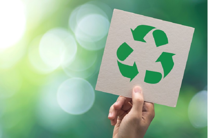 green recycling logo