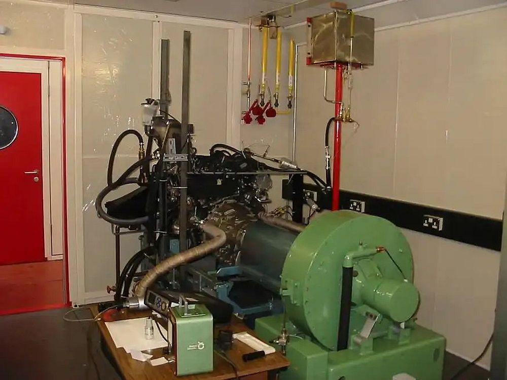Jaguar V-6 Lion engine