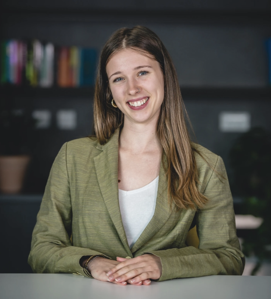 Profile photo of amelie graham.