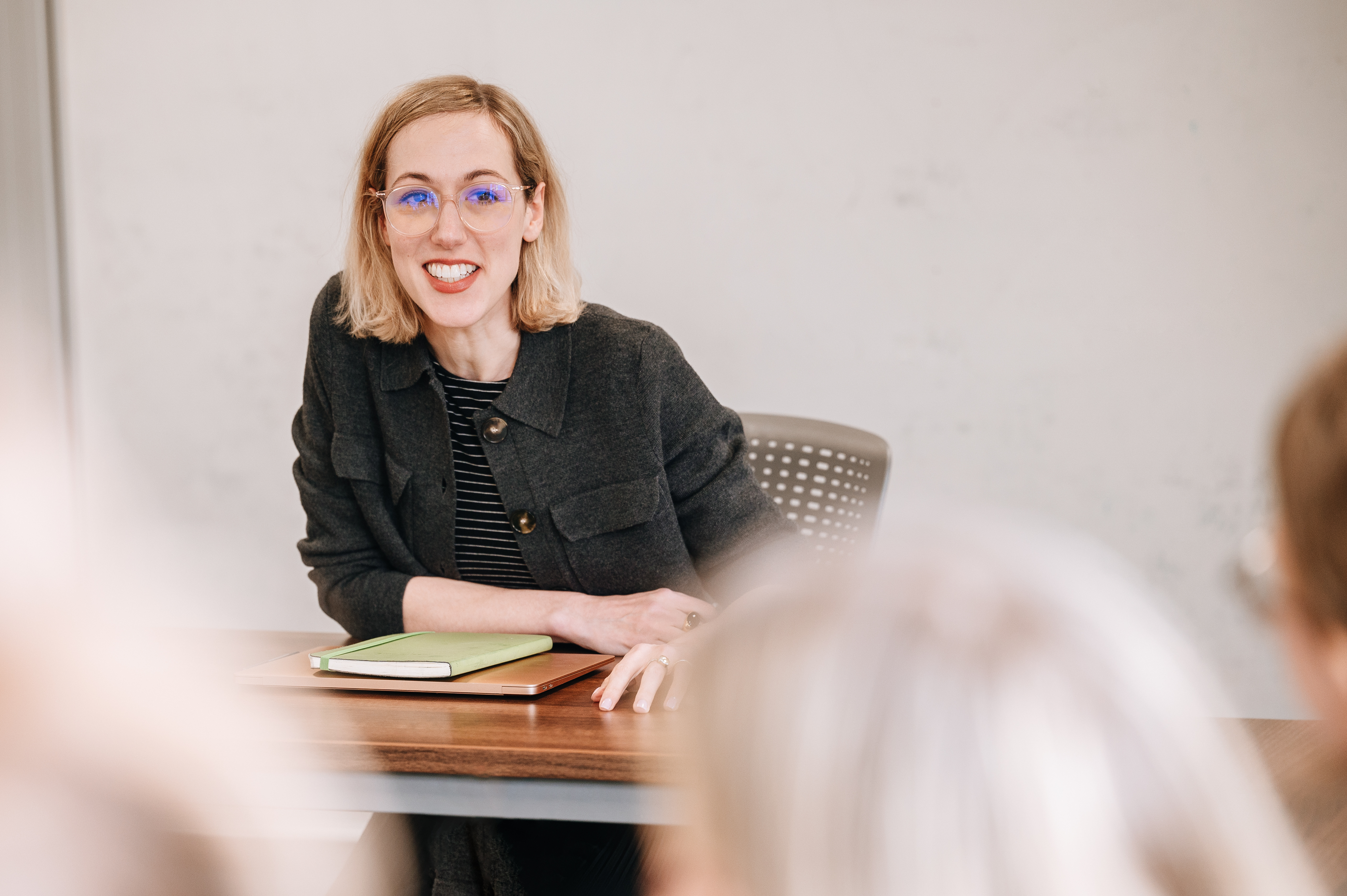 Dr Anna Metcalfe teaching at the University of Birmingham