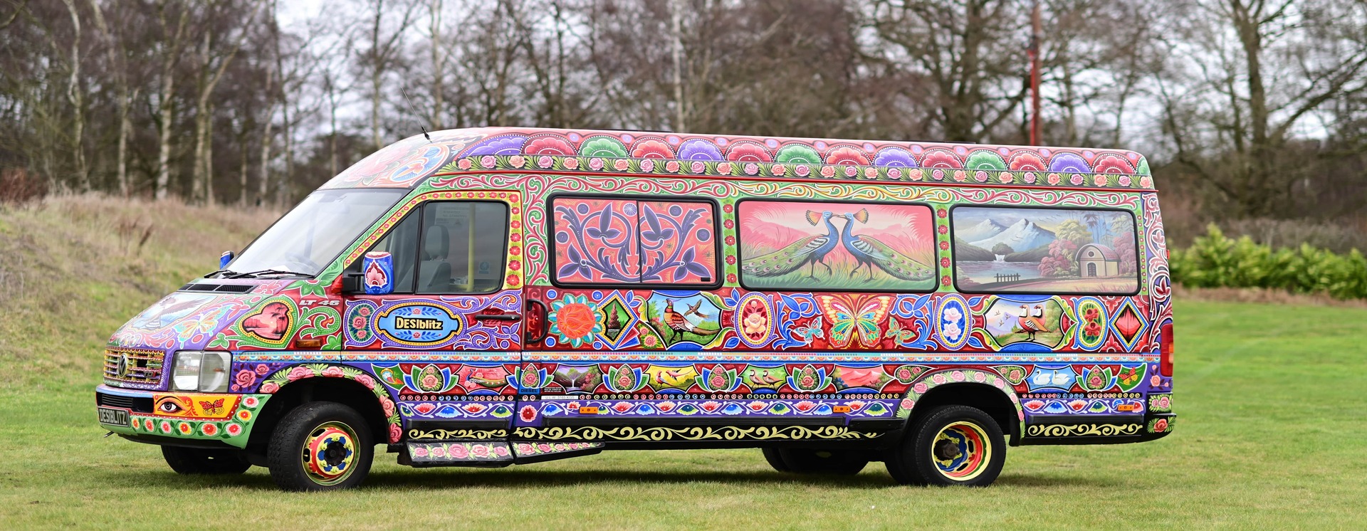 DESIBlitz Truck Art Bus