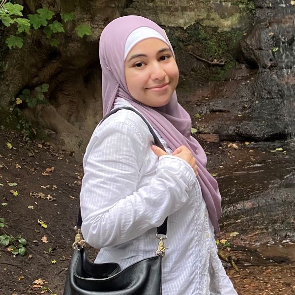 Huda Rustom, Biomedical Science student smiling 