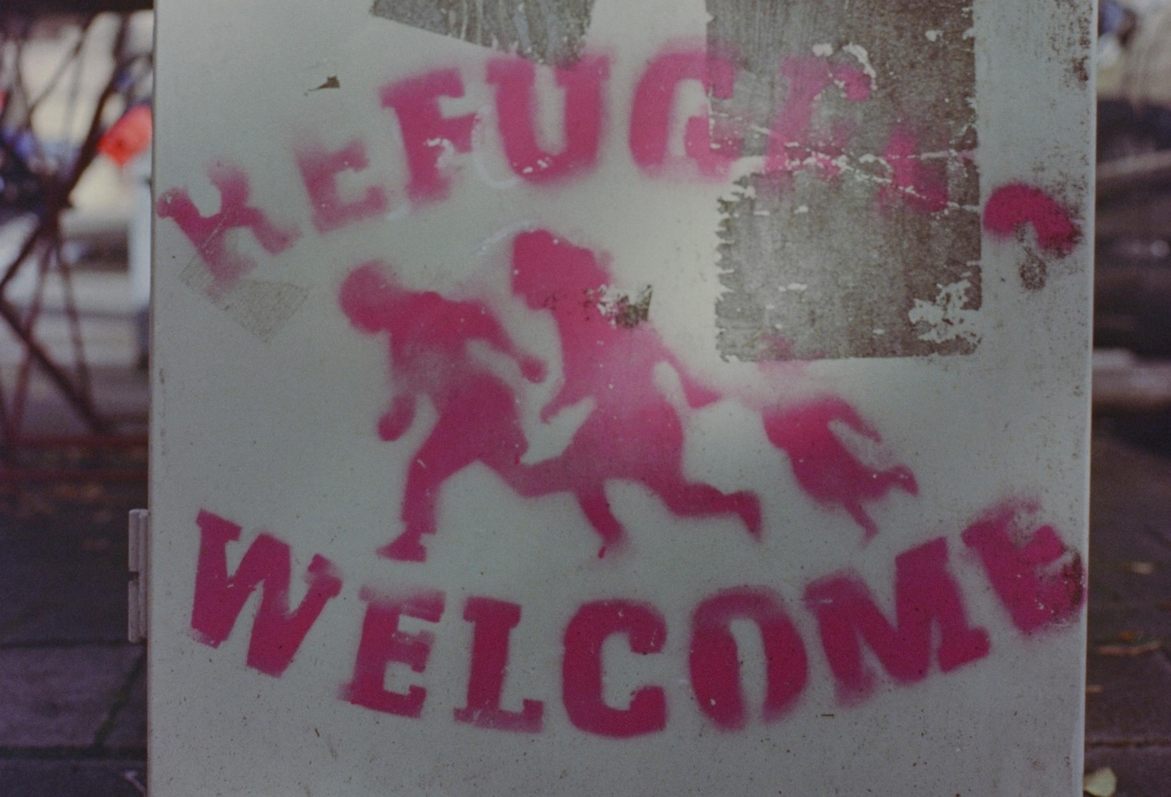 Refugees welcome graffiti