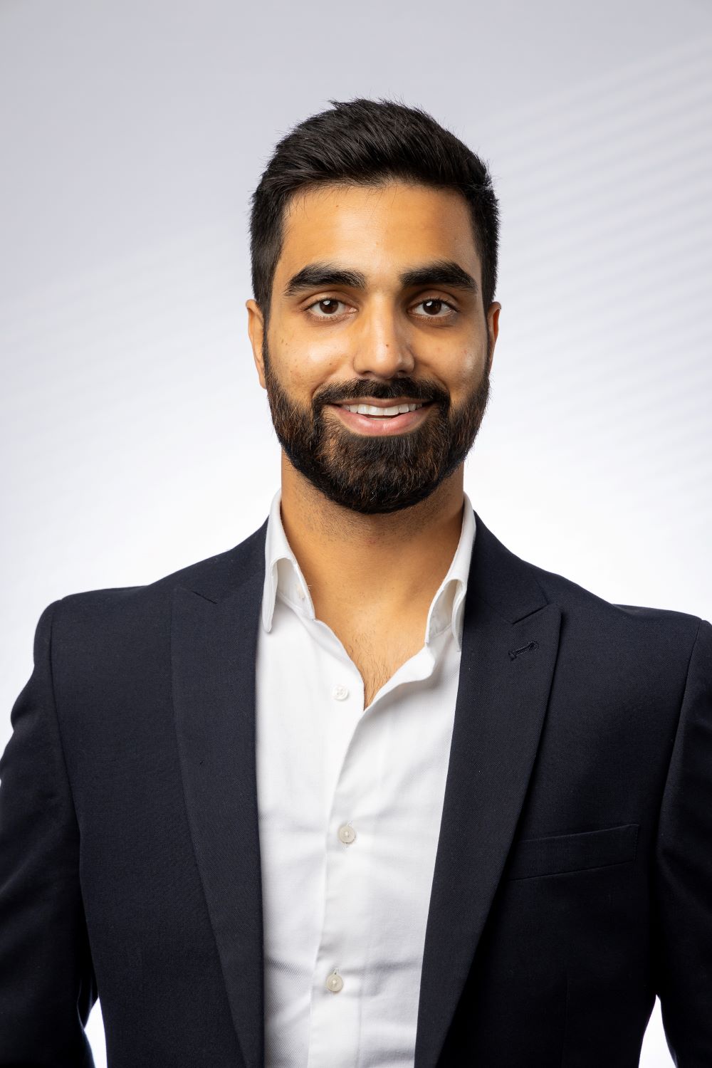 Headshot image of Rishabh Jolly