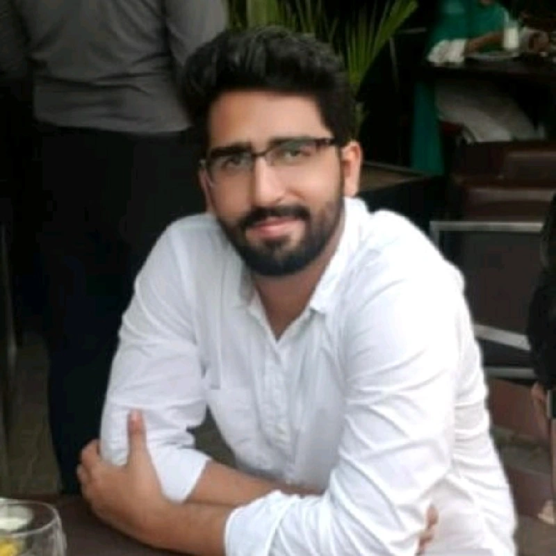 Headshot of Ruhban Muhammed Gill.