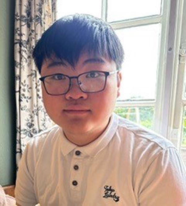 Ryan Mak, MPharm Pharmacy student smiling