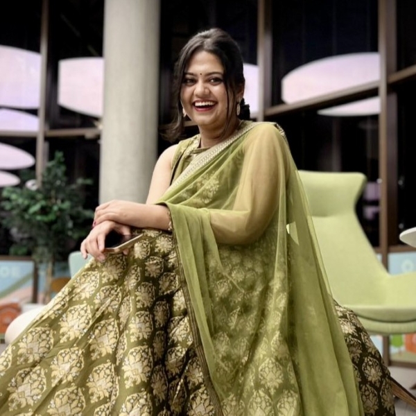 Headshot of Sanjana Ramesh.