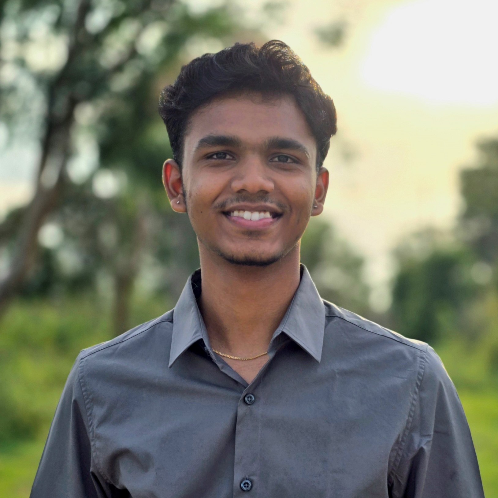 Headshot of Suhas Raghunath.