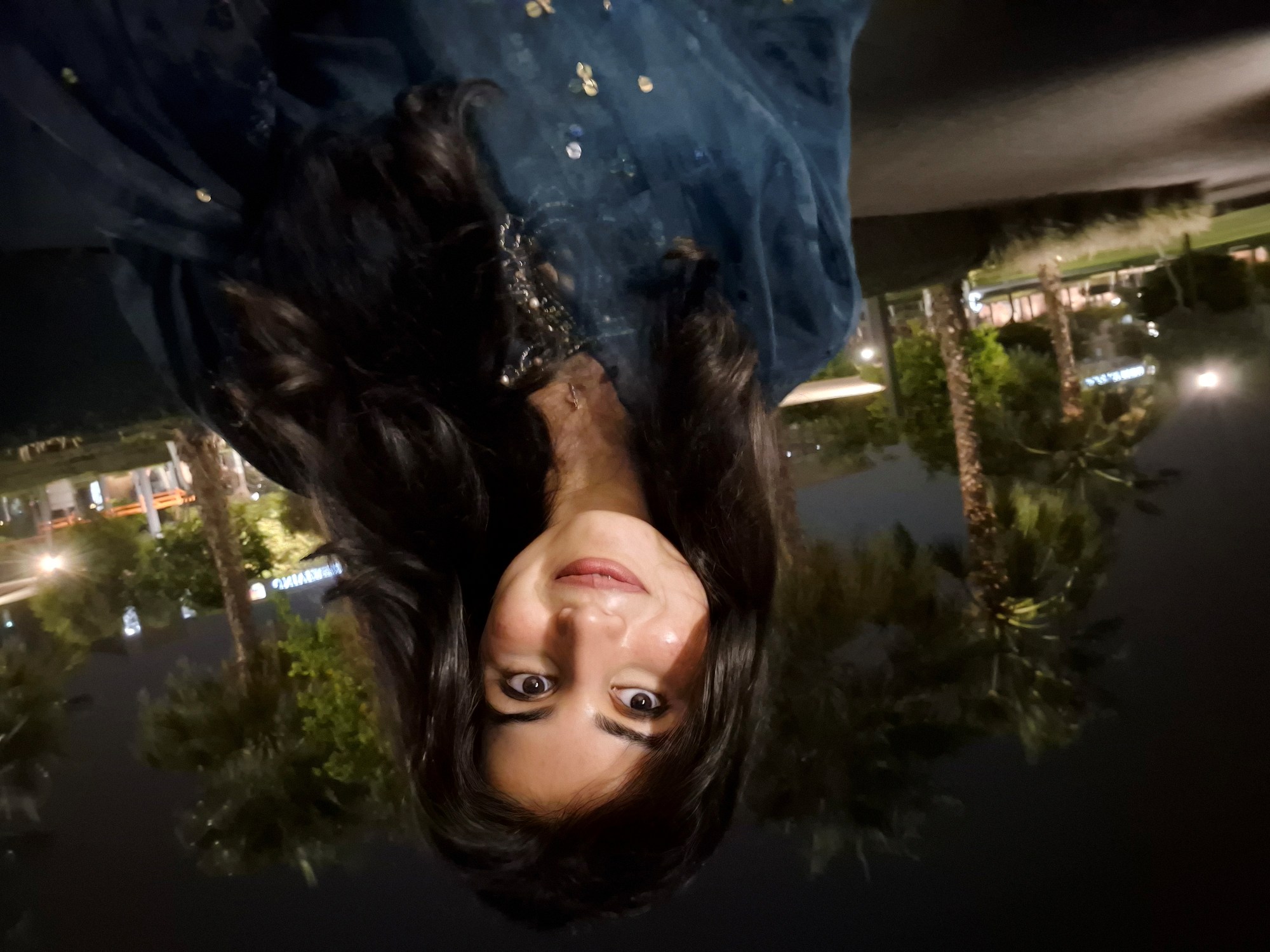 Headshot of Zoya Bari.