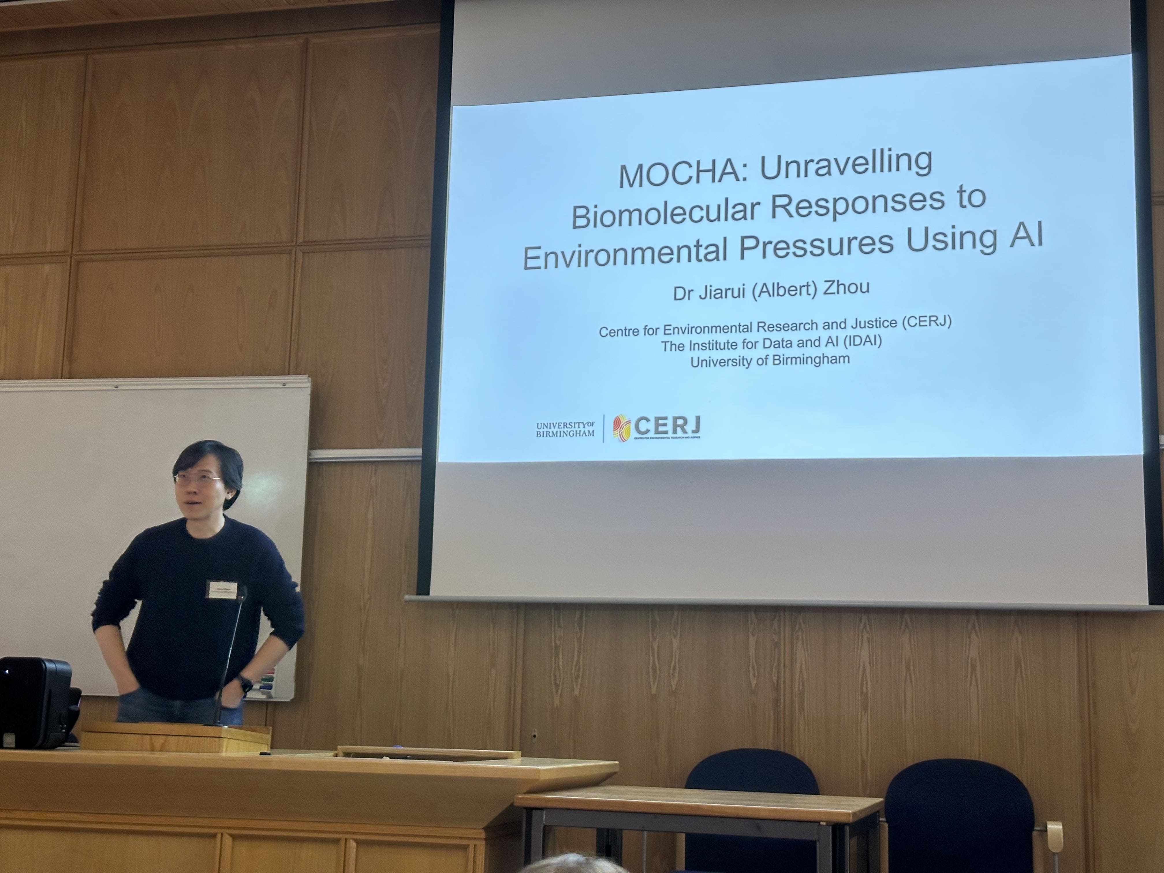  Dr Jiarui (Albert) Zhou presenting.