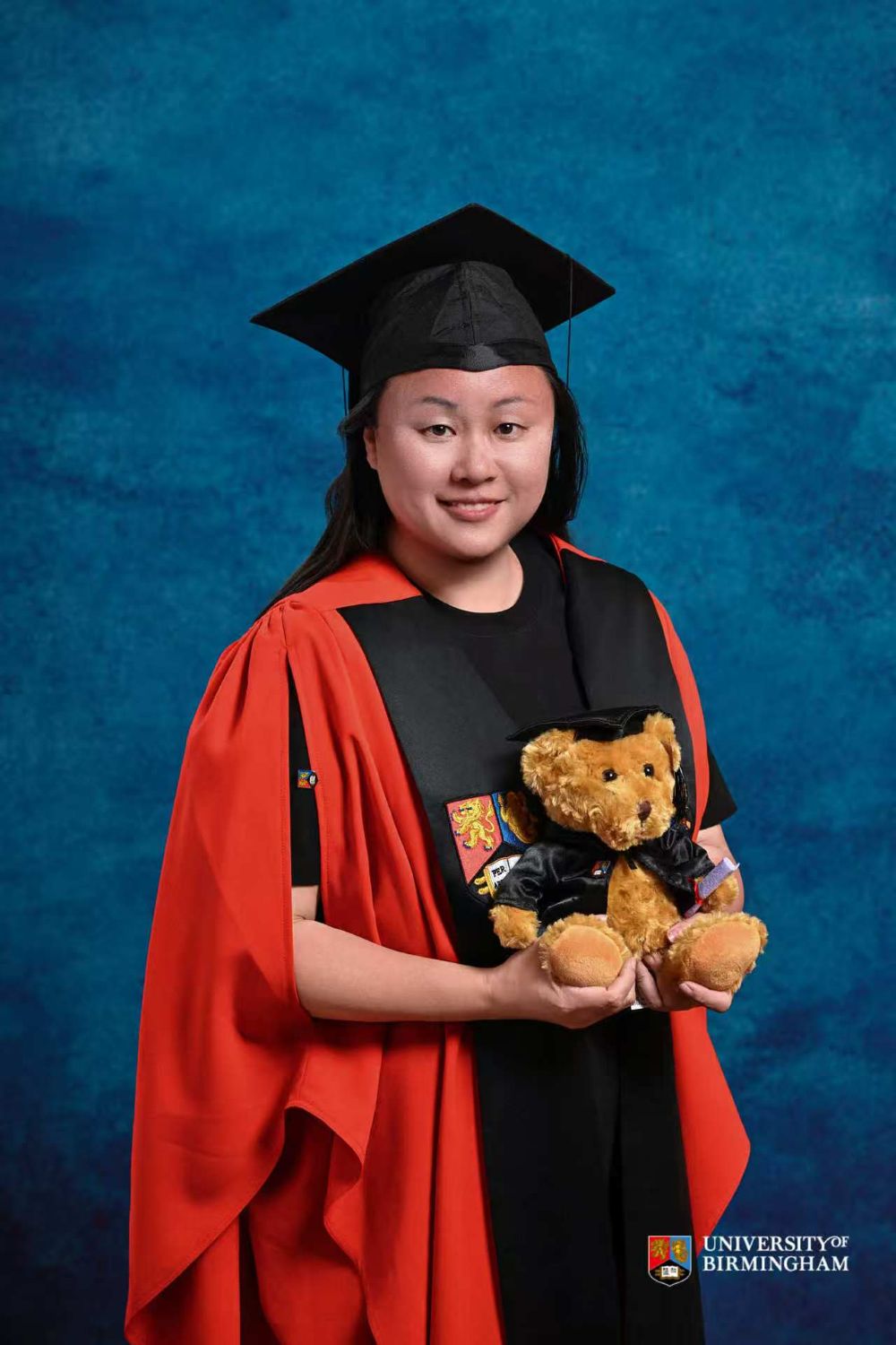 Sammi Zheng graduation photograph