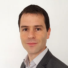 Headshot Miguel Navarro-cia
