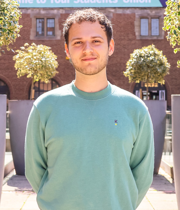 Headshot of Olly Ashton